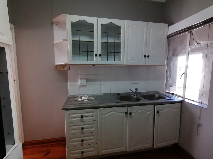 2 Bedroom Property for Sale in Forest Hill Eastern Cape